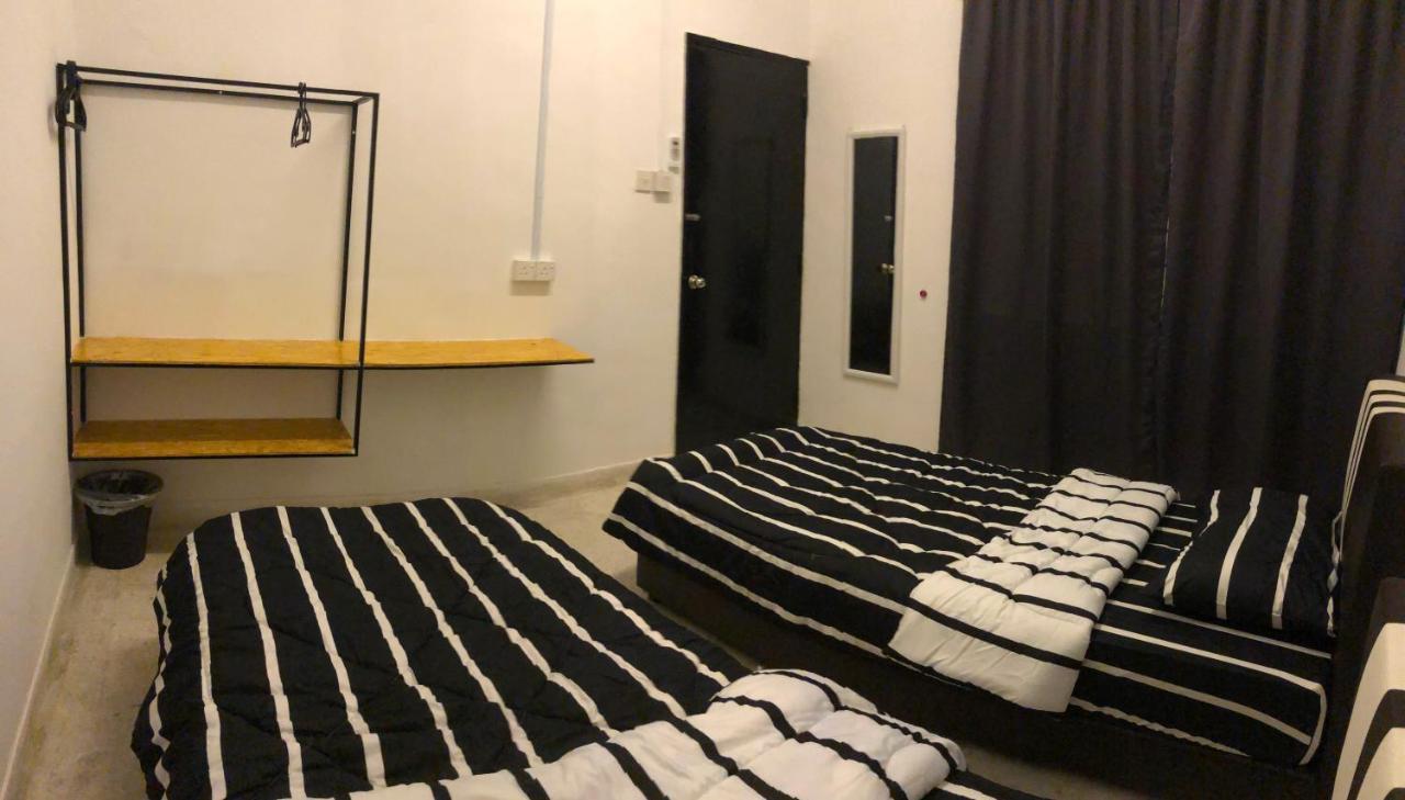 Panda Homestay Seremban Buitenkant foto