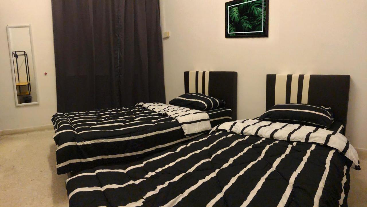 Panda Homestay Seremban Buitenkant foto
